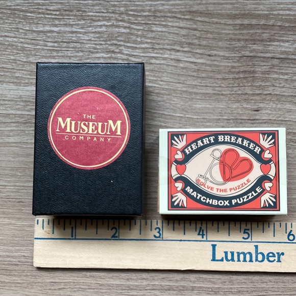 The museum Company twisted nail Heart Breaker brain teaser puzzles - Picture 16 of 16